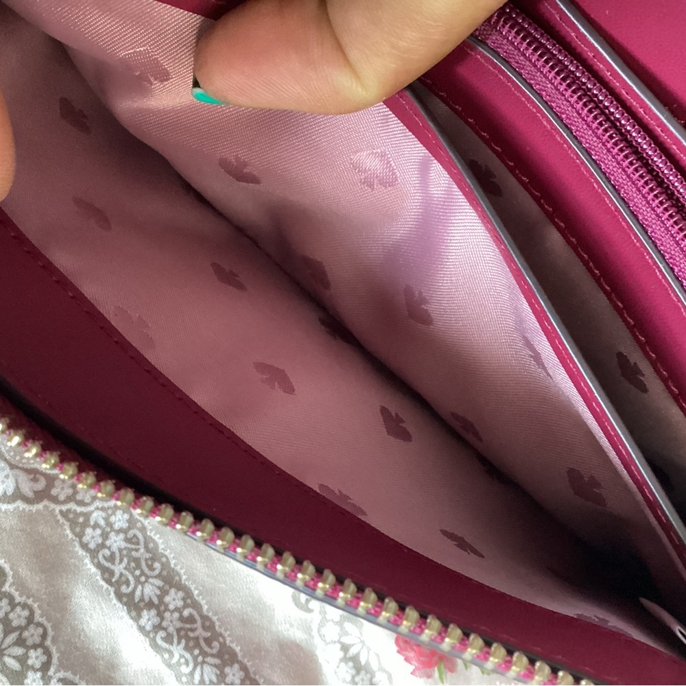 Kate Spade Fuchsia Crossbody Bag EUC - Picture 10 of 16